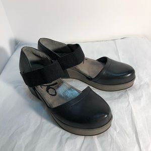 OTBT “Migrant”Women’s Leather Shoe Size 8.5